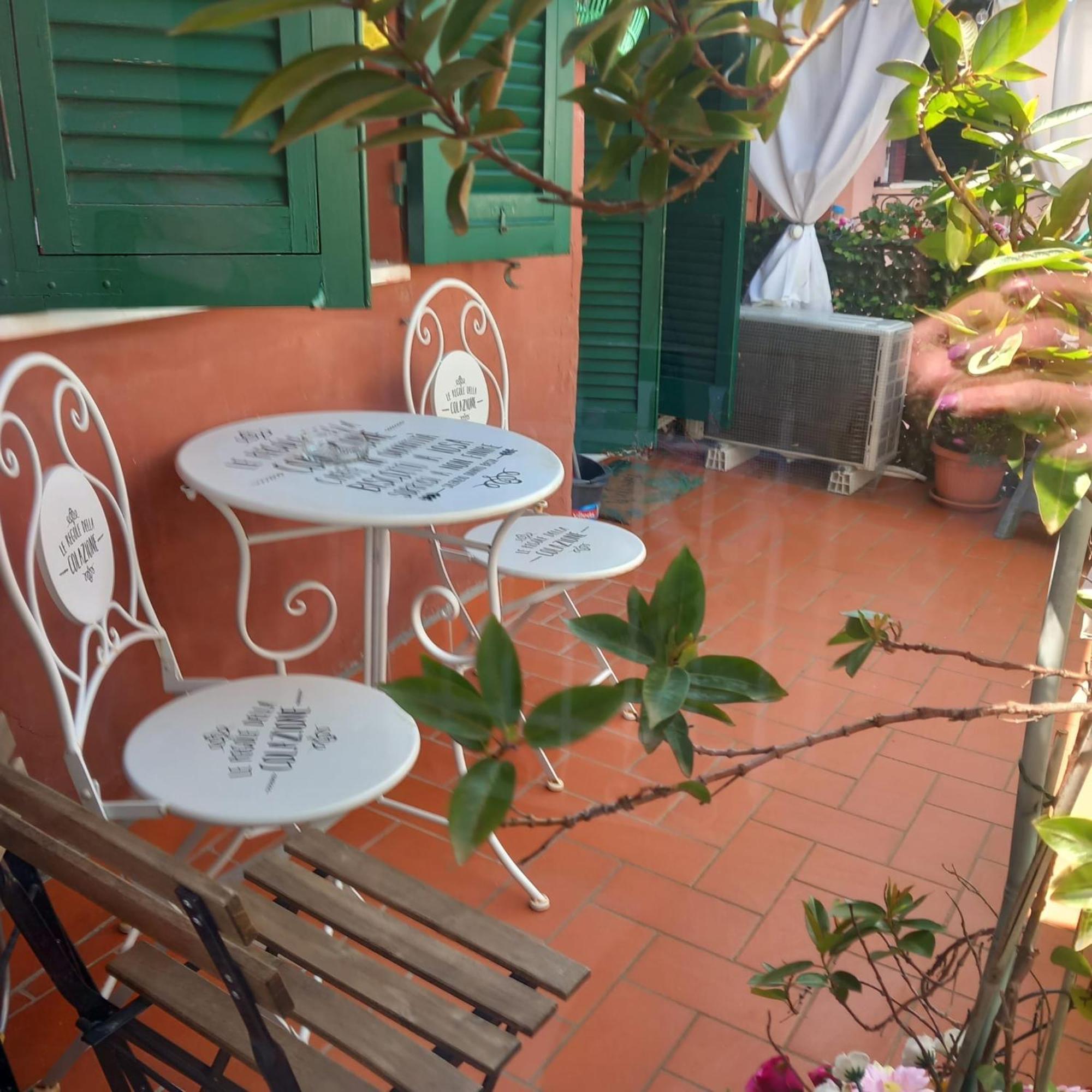 La Terrazza Di Ameglia Alta Apartment Екстериор снимка